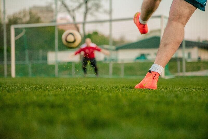 Piłka nożna - czym jest i na czym polega?